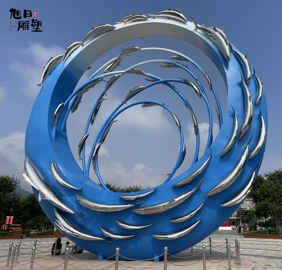 青島不銹鋼雕塑高度18米